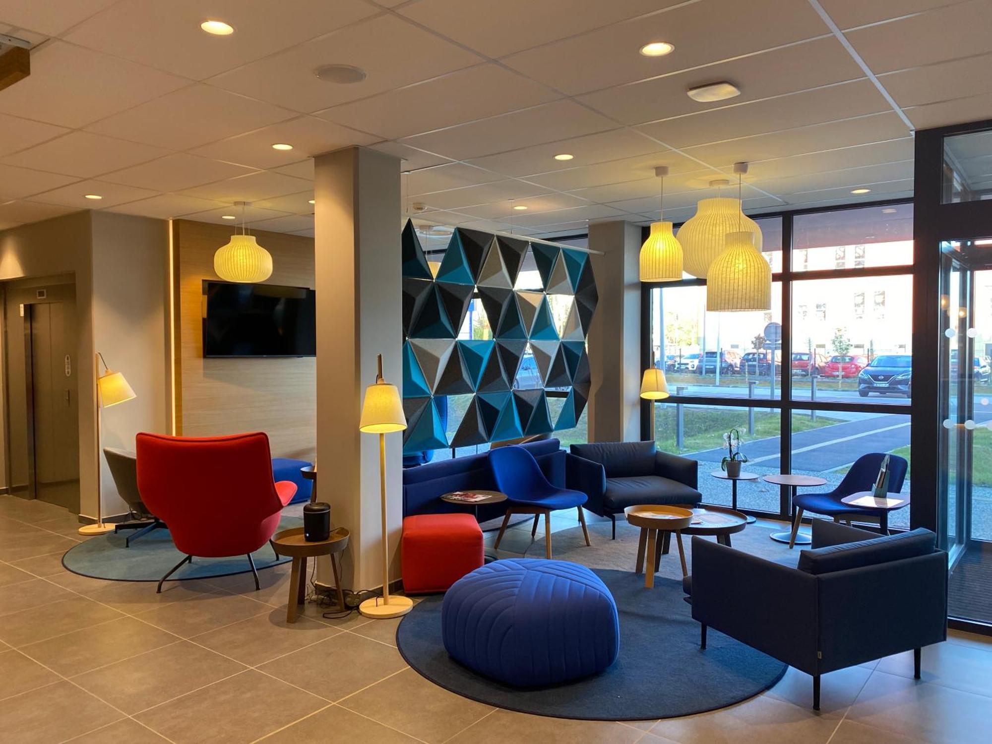 Holiday Inn Express Caen Epron By Ihg Exterior photo